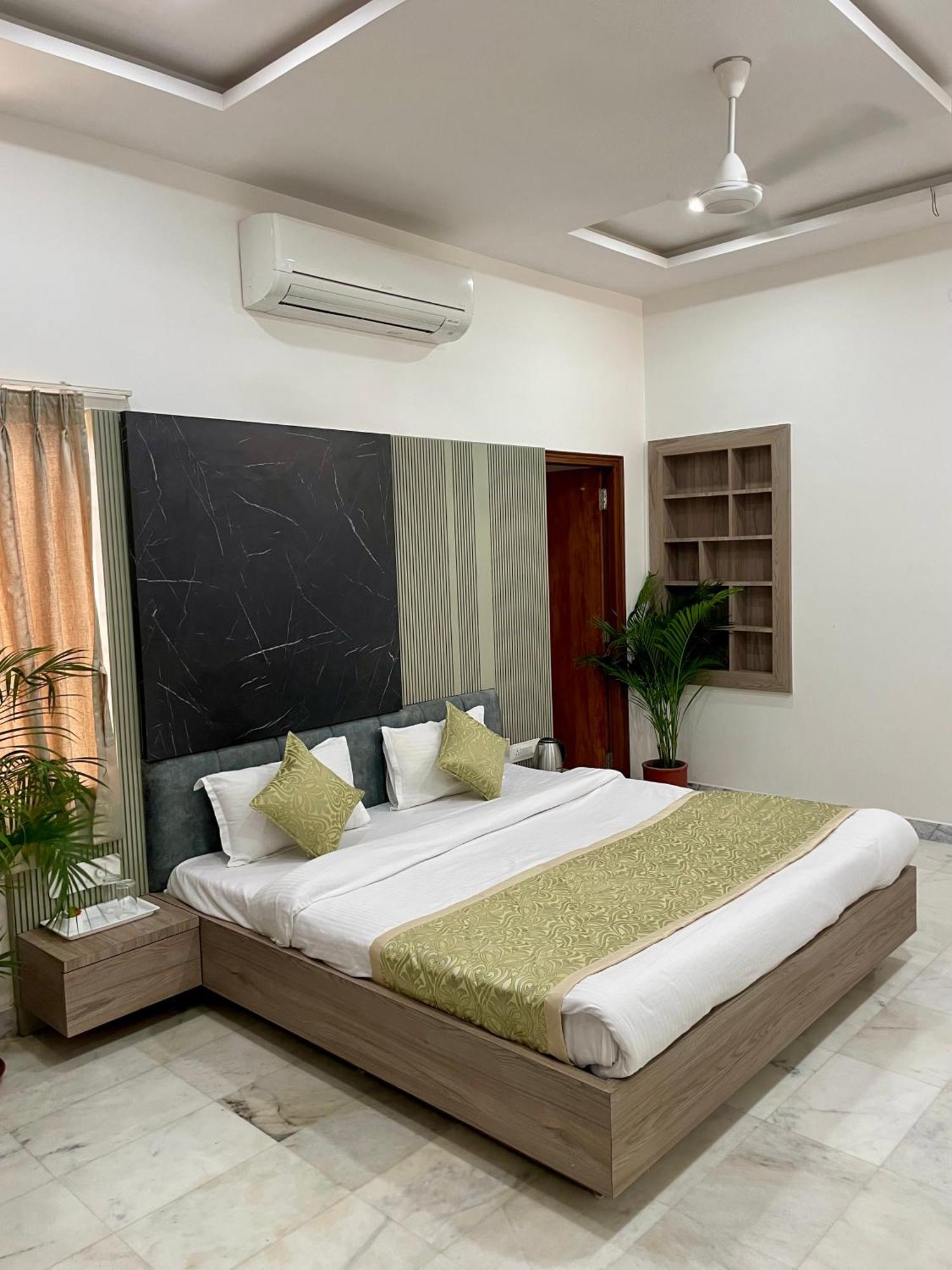 Villa Karni Nivvas - Luxury Redefined Udaipur Exterior foto