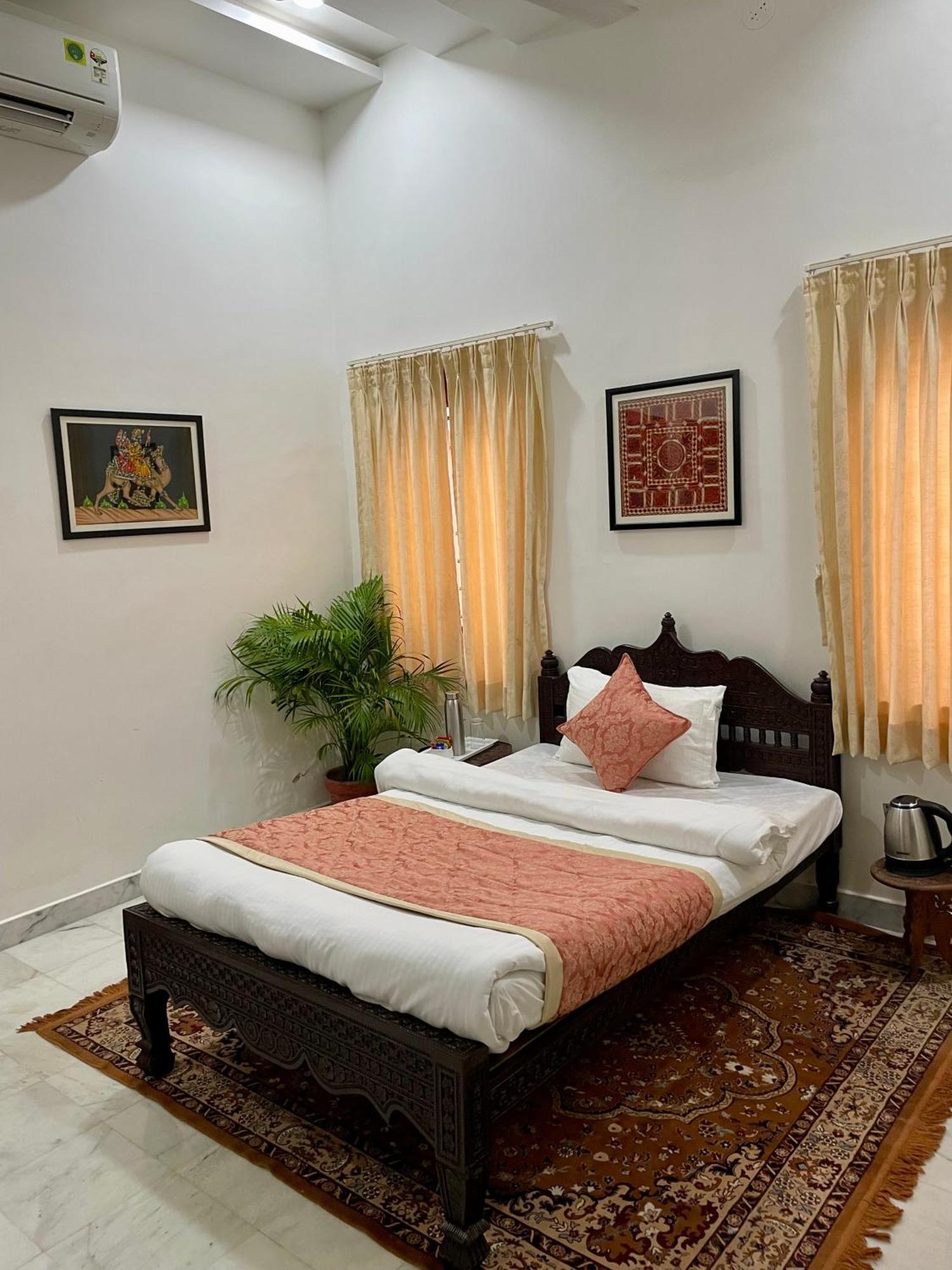 Villa Karni Nivvas - Luxury Redefined Udaipur Exterior foto